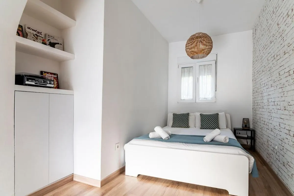 Apartment With A Large Patio Granada