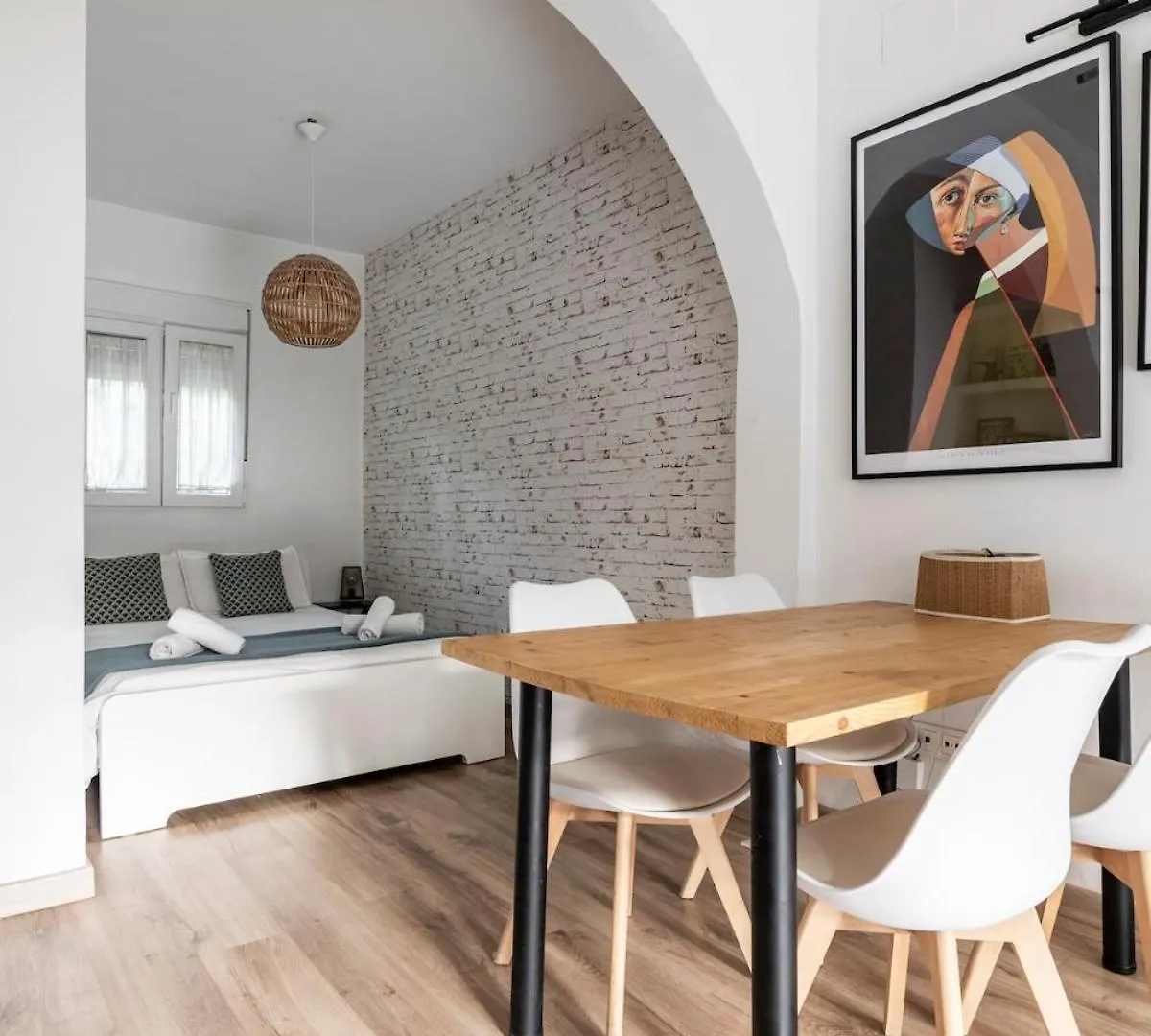 Apartment With A Large Patio Granada